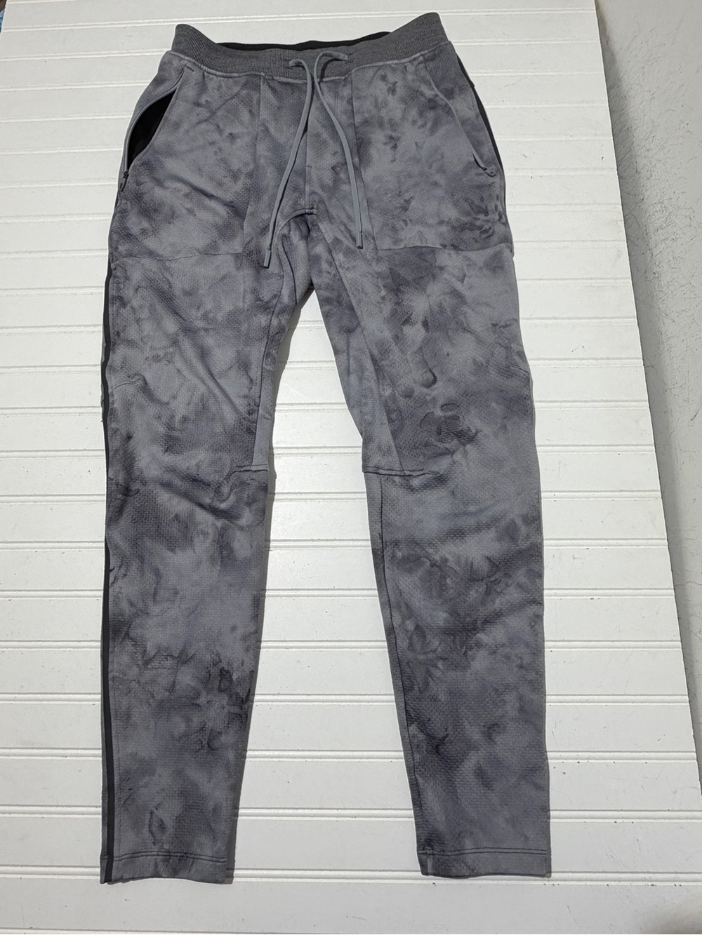 Lululemon Textured Tech Pant | Diamond Dye | Rhino Grey | Size Medium